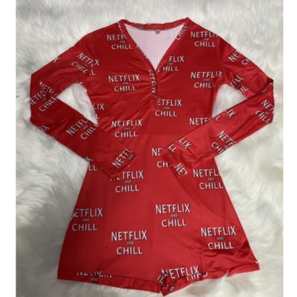 Netflix & Chill Onesie - Picture 1 of 2